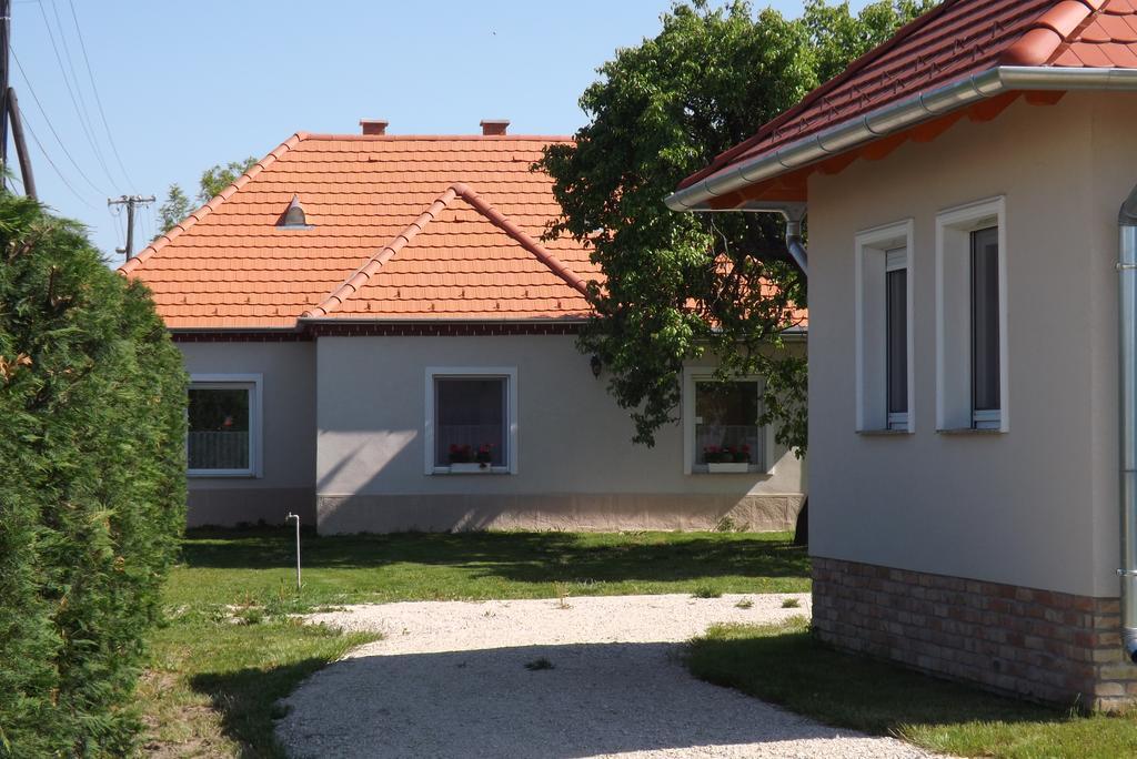 Nagybajcsi Koertefa Vendeghaz Διαμέρισμα Εξωτερικό φωτογραφία
